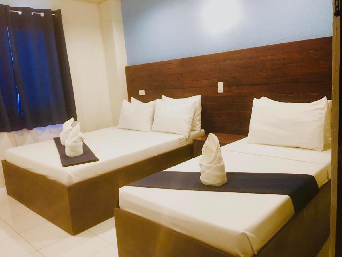 A&A Abe Bayfront Inn โกรอน ภายนอก รูปภาพ