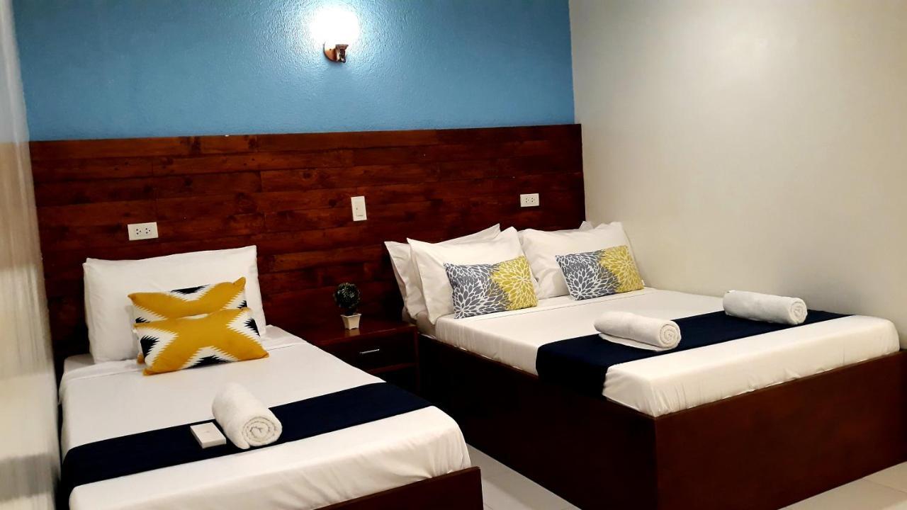 A&A Abe Bayfront Inn โกรอน ภายนอก รูปภาพ